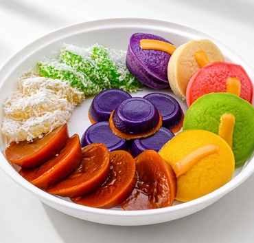 Assorted Filipino kakanin rice cakes